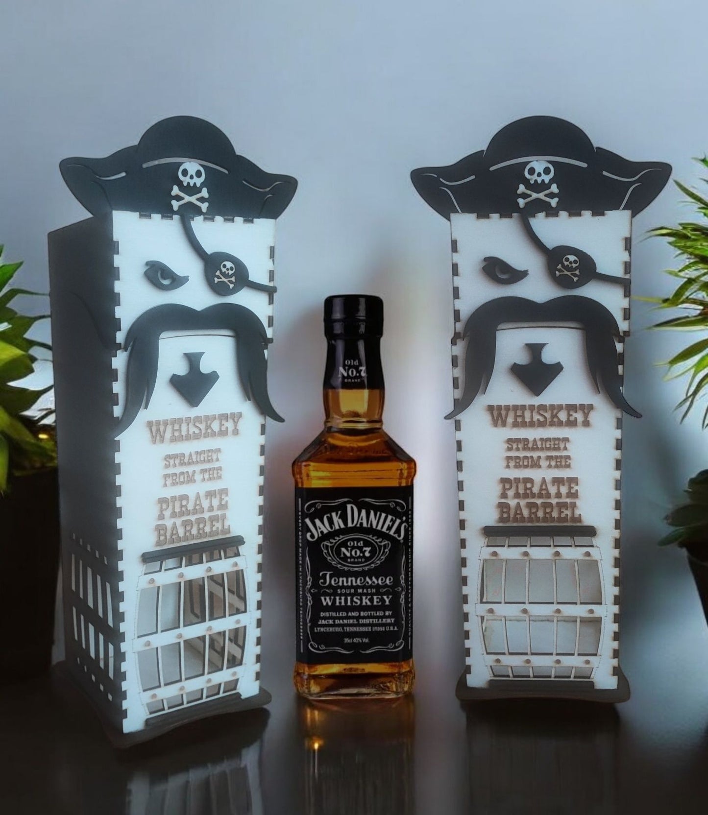 Personalized bottle holder/box