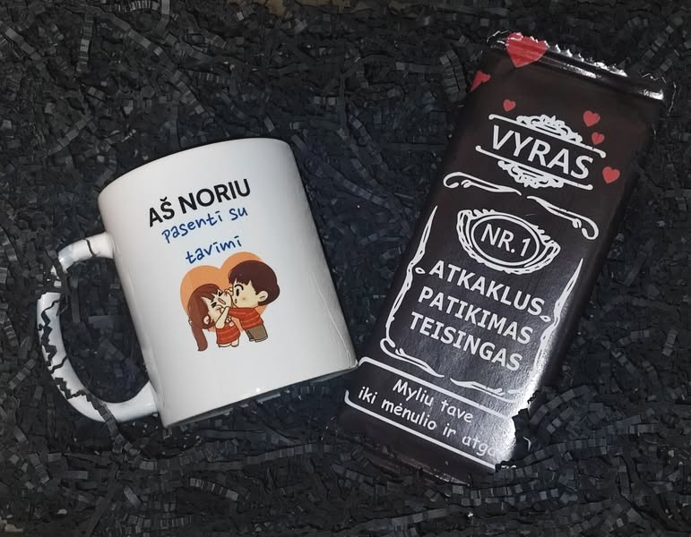 Mug & Chocolate Gift Set