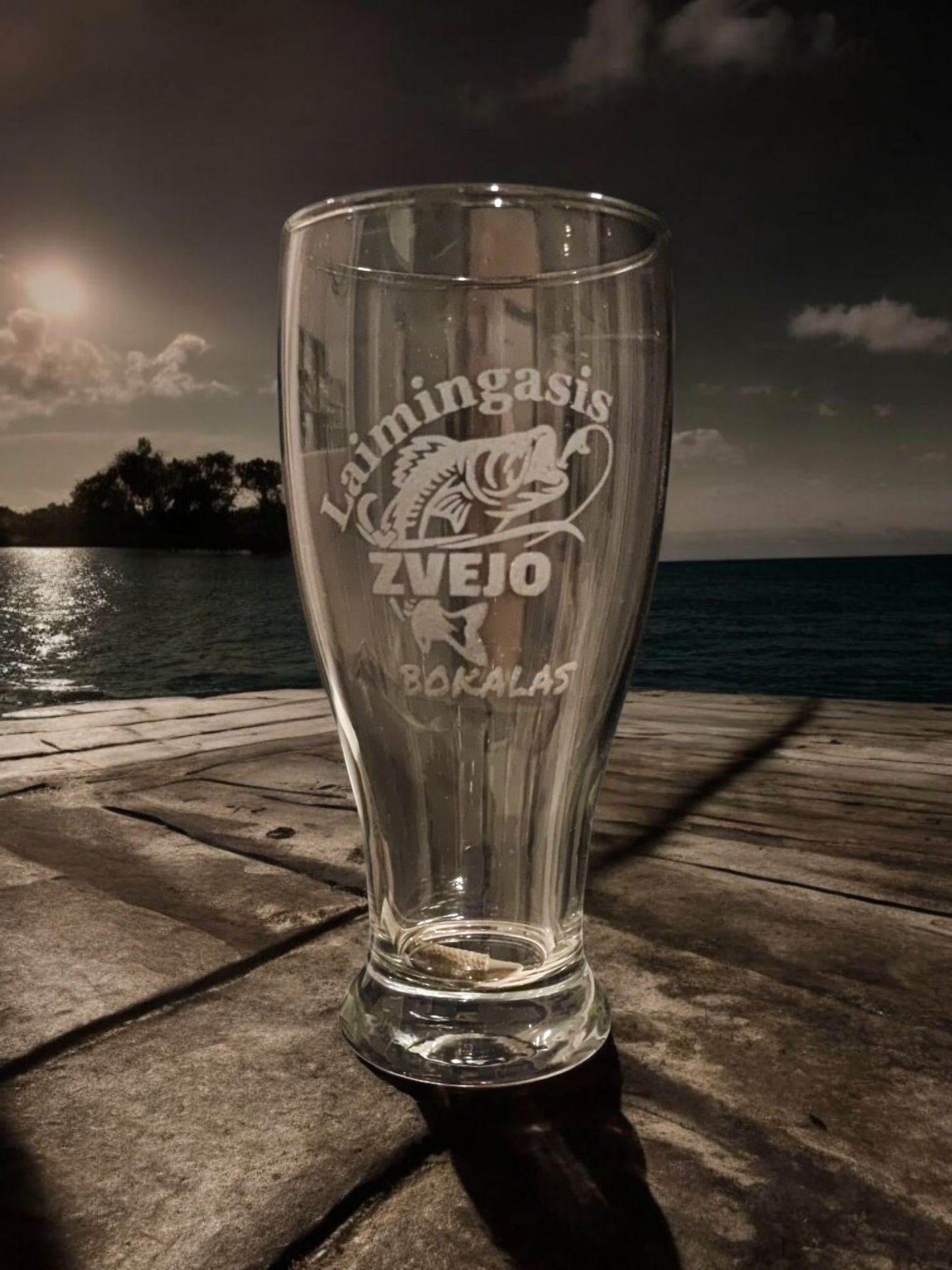 Engraved Glass - "the lucky fisherman's beer glass"