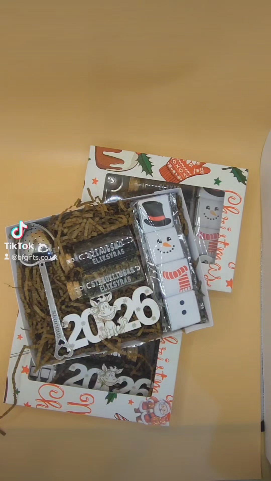 🎄 Kalėdinis dovanų rinkinys „Sniego senis“ – dovana kolegai ir draugui